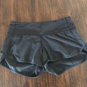 Lululemon Speed Up Shorts *2.5"